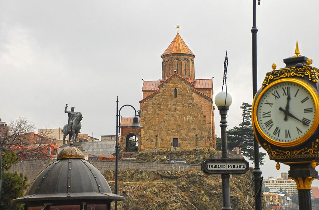 Tbilisi is located in the 3rd time zone, the difference with Moscow is 1 hour.